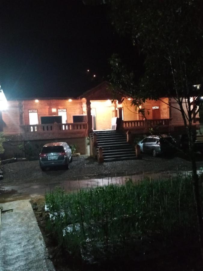 Villa Pringgitan Tawangmangu Zewnętrze zdjęcie